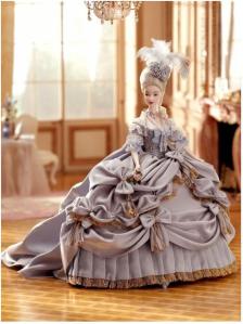 MarieAntoinetteBarbie2003le